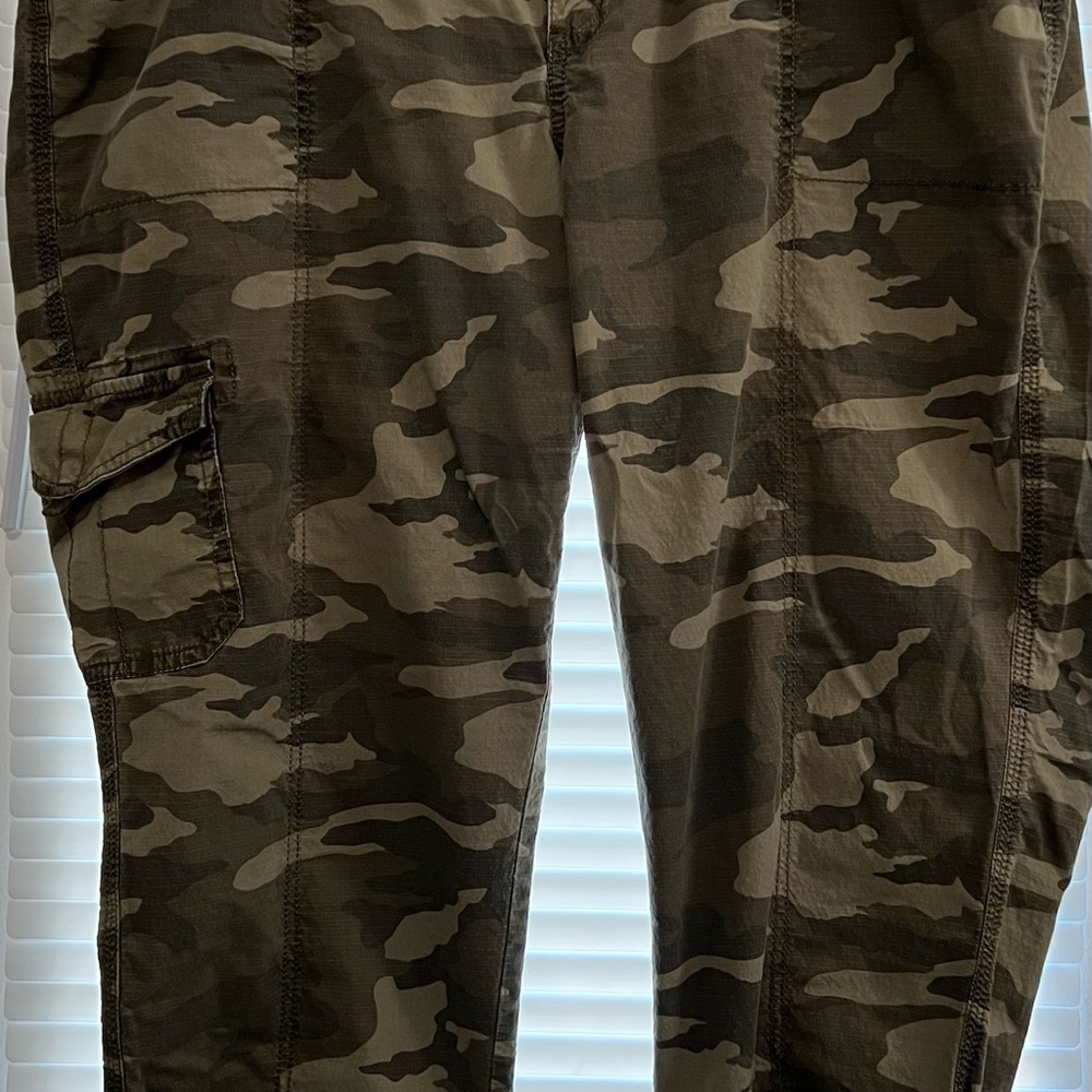 Sonoma Women’s Camo Cargo Pants